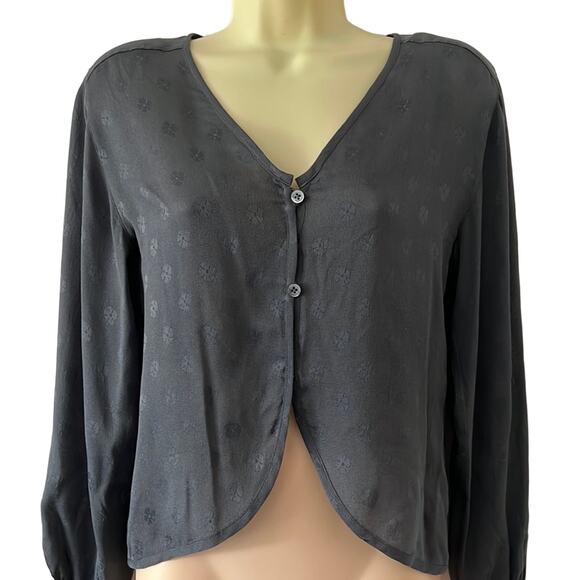 Vintage Neiman Marcus Gray Patterned 100% Silk Blouse Woman Size 6 Long Sleeves - Picture 1 of 9